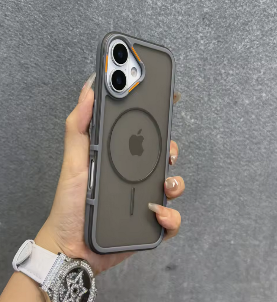  A strong and elegant protective case with magnetic charging, shock-resistant, anti-fingerprint, with elegant transparency and a prominent frame in a chic color to protect the camera and screen, compatible with iPhone 16 . 