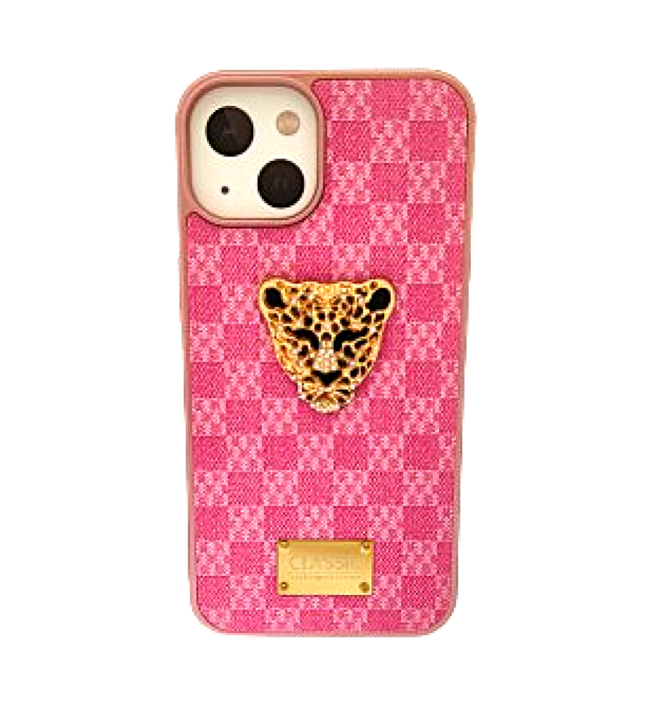  A stylish protective case with a smooth, fingerprint-resistant finish and a raised bezel to protect the cameras. Easy to install and compatible with iPhone 13. 