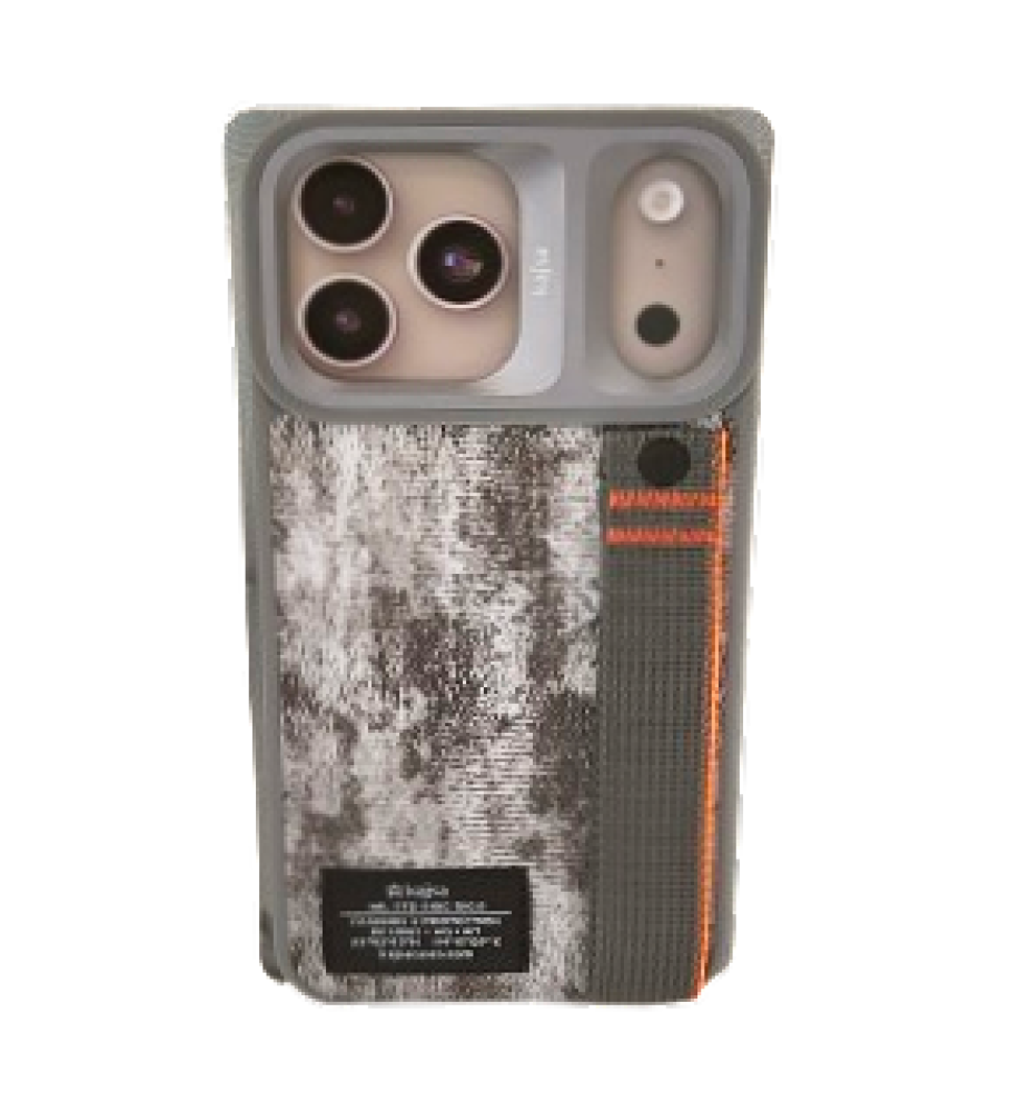  This iPhone case combines denim style with a touch of luxury, featuring a distinctive pattern and a comfortable grip that holds the phone securely. It offers robust shock protection, along with a unique raised camera cutout for added protection and a distinctive aesthetic. Compatible with iPhone 17 Pro Max. 