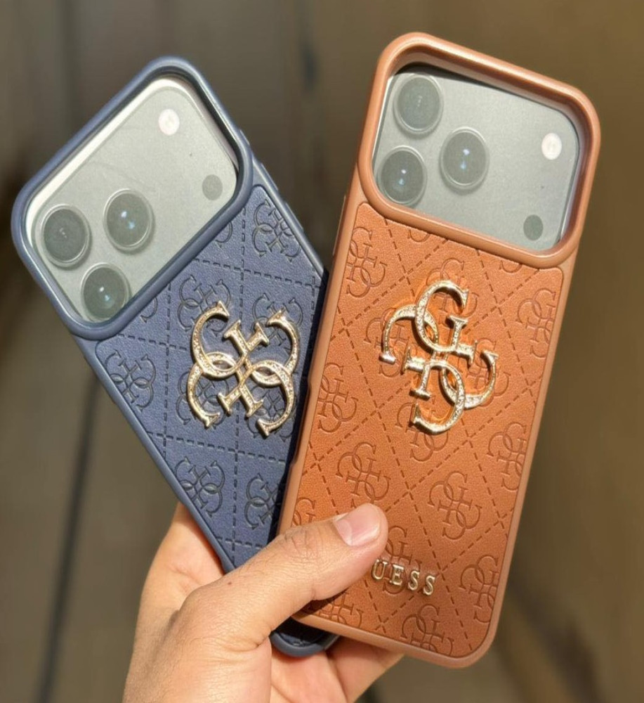  جراب ايفون 17  برو ماكس شيك فاخر و ستايل GUESS غطاء حماية أنيق للبنات متوافر ايفون 16 برو ماكس. 