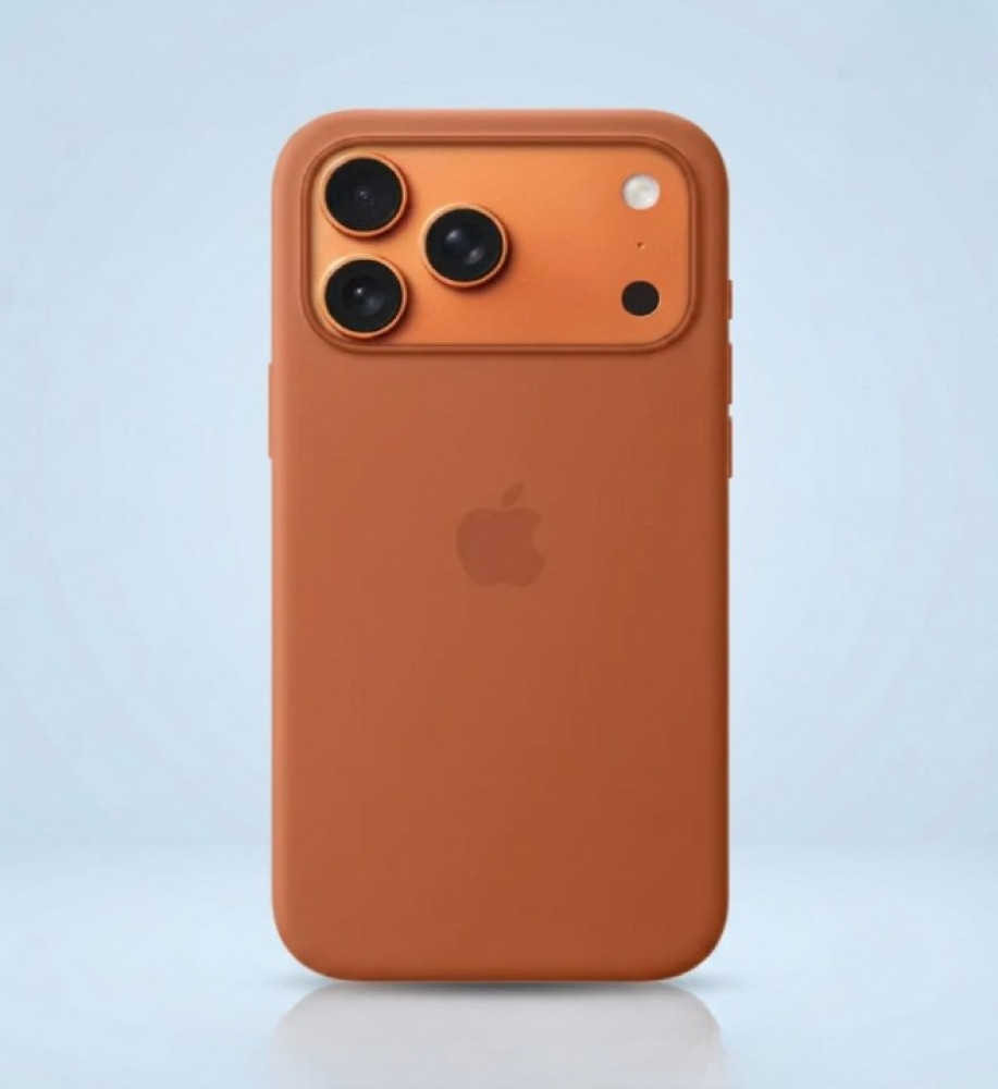  Genuine silicone case for iPhone 17 Pro Max with MagSafe technology - Microfiber lining protects against scratches and scuffs, preserves the device's shine, and features raised camera protection. 