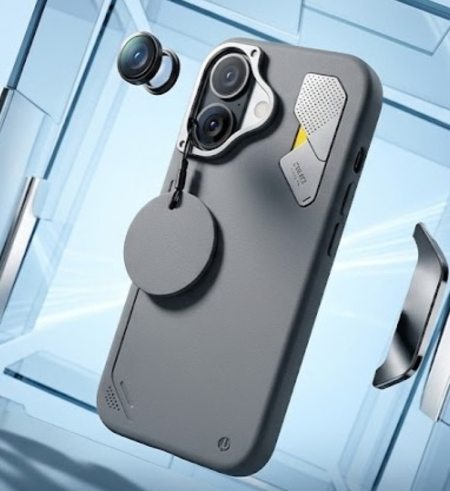  The Kadi O Chic iPhone 17 case is a lightweight, everyday protective cover for the back and camera, featuring a non-slip surface, a smooth texture that resists fingerprints, and raised edges. 
