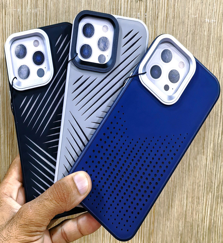  *Shockproof iPhone 16 Pro Max case with raised bezel for camera protection* 