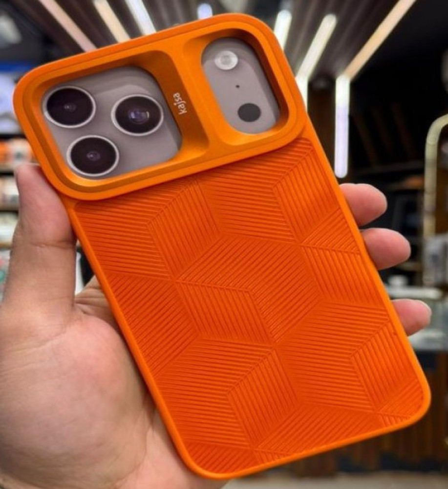  iPhone 18 Pro Max case featuring a sleek geometric design, a raised frame, and protruding edges for camera protection. 